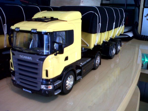 Miniatura Scania Carreta Graneleira