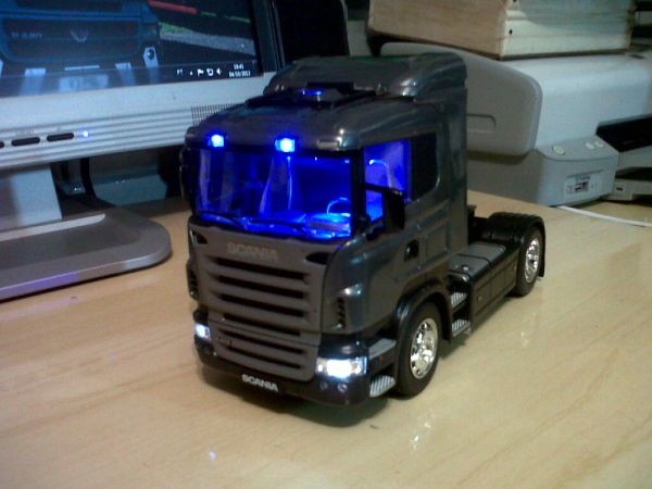 Scania Miniatura Personalizada