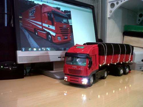 Miniatura Iveco Stralis 540